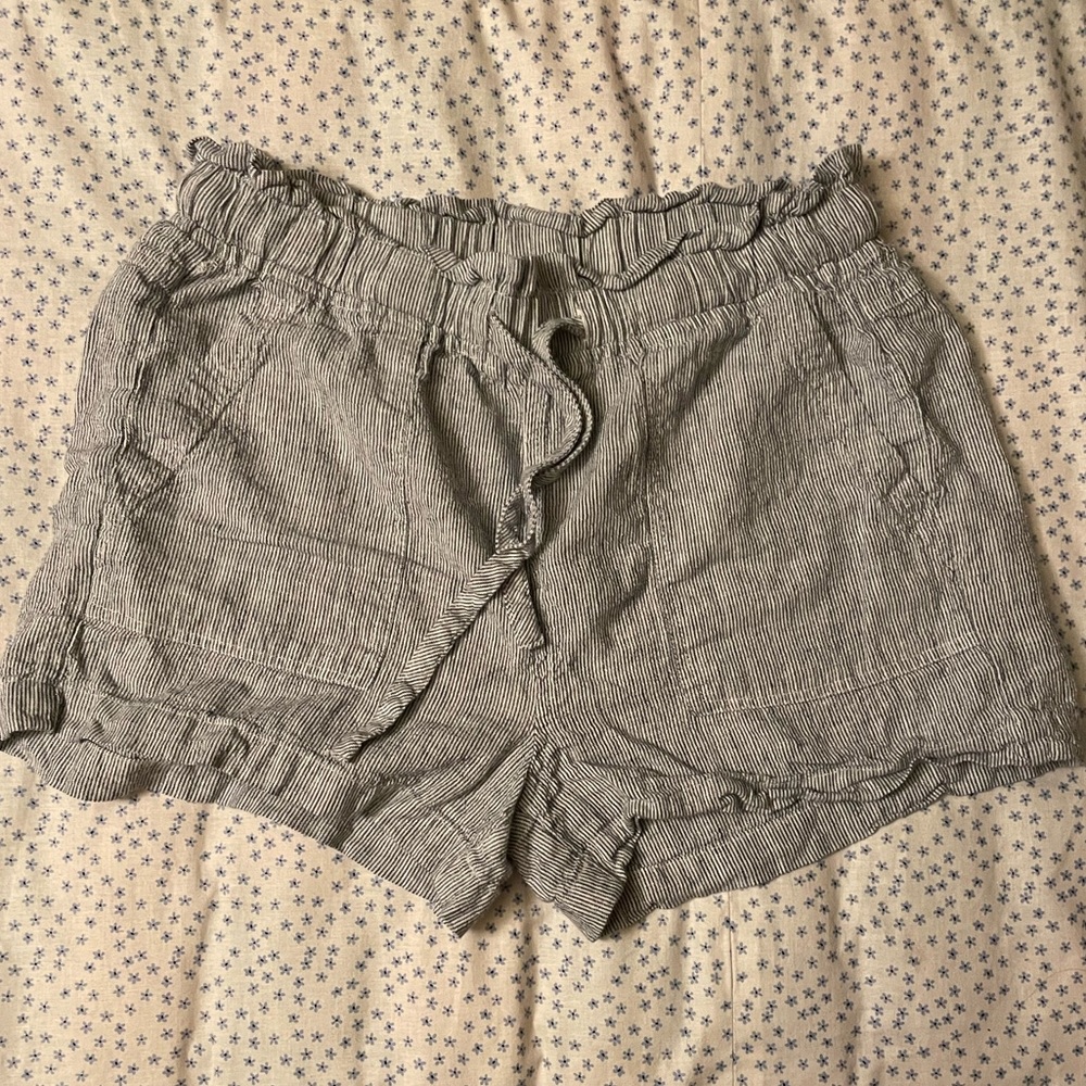 Comfy striped shorts